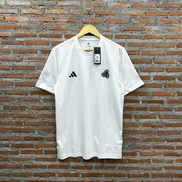 เสื้อยืดคอกลมของแท้ 100% แทรกครบ คอลลาชั้นใหม่ ลายหน้า-หลัง หญิง-ชายใส่ได้