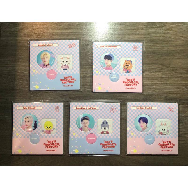 💢พร้อมส่ง Stray Kids - SKZ x SKZOO PIN Botton set (ของแท้)
