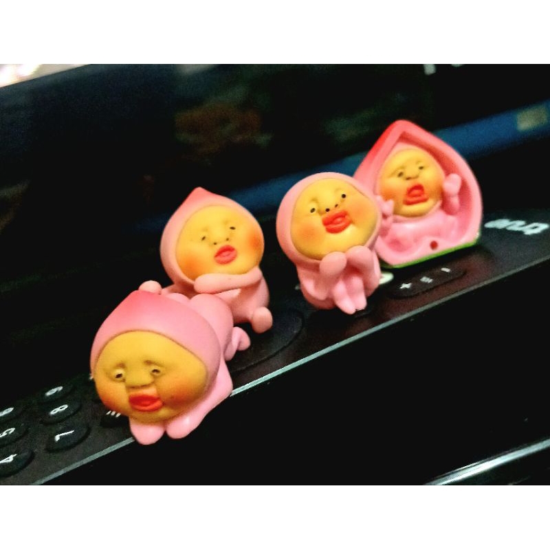 โมเดล/ฟิเกอร์ Kobito dukan zukan dwarf taumu tsumu mini figure Kakure Momojiri Peach