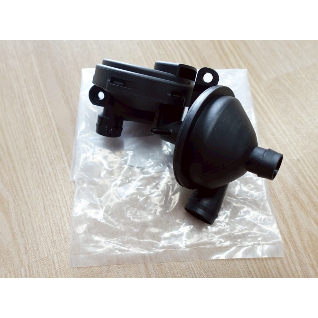 วาล์วข้อเหวี่ยง/แยกไอน้ำมัน (PCV Crankcase Vent Valve) BMW เครื่อง M52 M54
