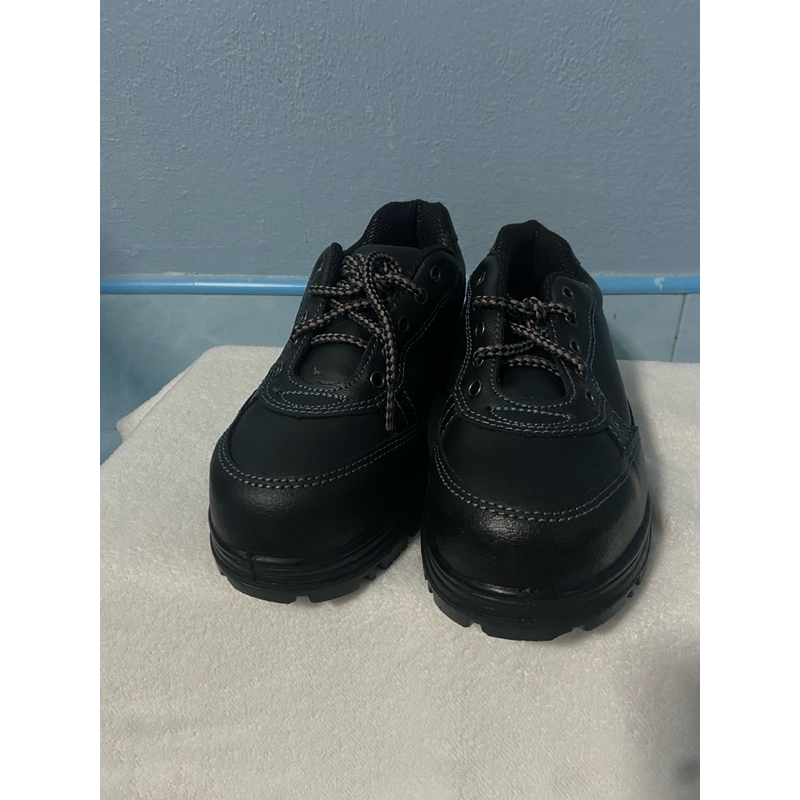 รองเท้านิรภัยPangolin