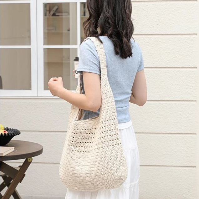 พร้อมส่ง 2 สี กระเป๋าถัก ถักเล่นลาย งานเลือกถัก ถักละเอียด มีซับใน ทรงhobo P332 - รูปที่ 5