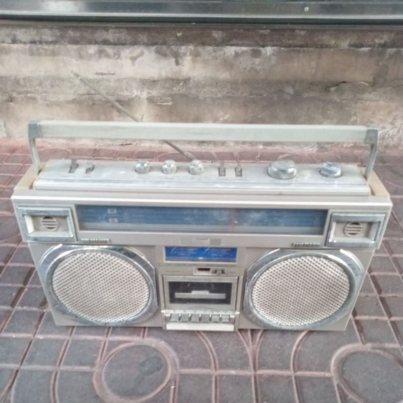 มือสอง Amcol วิทยุเล่นเทปคาสเซ็ท AM FM made in japan อาการ Fm,amยังได้ แต่เทปน่าจะสายพานขาด ลองกดpla