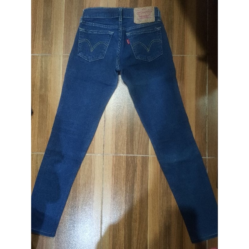 กางเกงยีนส์ลีวายส์ Levi's 593 ผ้ายืด เอว 26" ยืดได้ 28" สะโพก 37" ยืดได้ 40" ยาว 37" เป้า 7.5 นิ้ว เ