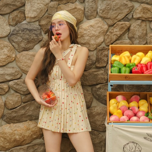 kokiji - Polka Pop (เสื้อเกาะอกลายจุด ผูกโบว์ที่ไหล่ XS- L )