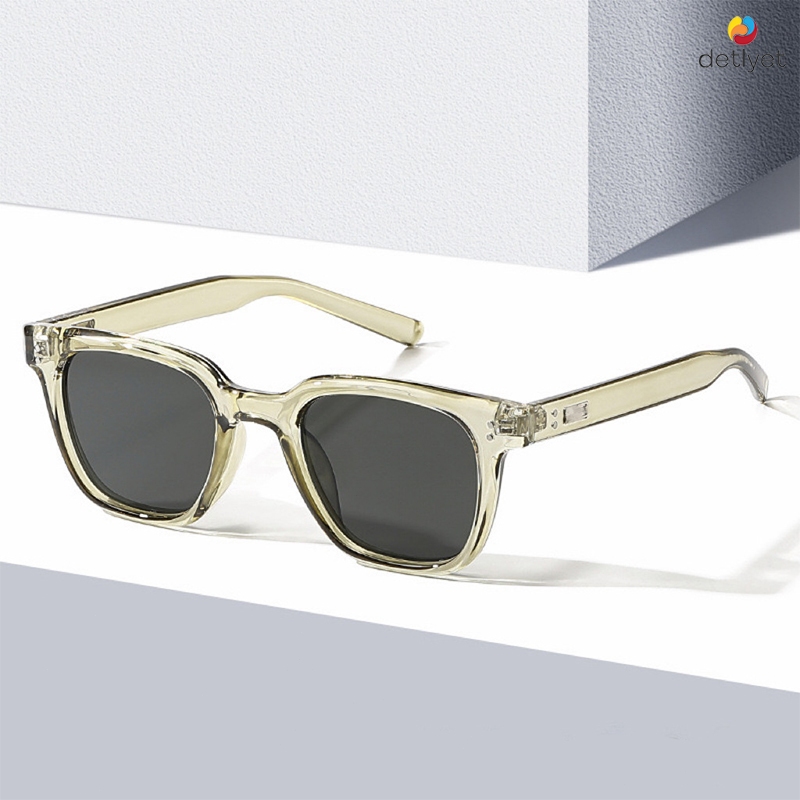 COD🌷แว่นตากันแดดหลากสีวินเทจสไตล์เกาหลีแฟชั่นป้องกันรังสียูวีเบาพิเศษแว่นตาผู้ชายและผู้หญิง-detlyet