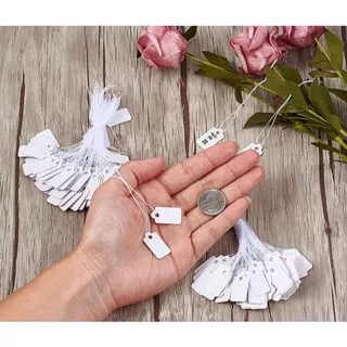 Tag Price ป้ายห้อยของขวัญ ของชำร่วย ป้ายราคา กระดาษสีขาว/คราฟ +เชือกคล้อง แพ็ค100 ชิ้น