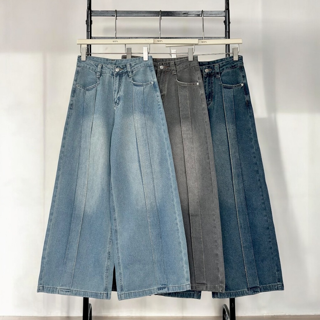 Atipashop - MINIMAL GROOVE JEANS กางเกงยีนส์ขายาว ทรงกระบอกใหญ่ ดีเทลจับจีบหน้า