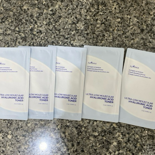 Isntree ultra-low molecular hyaluronic acid toner