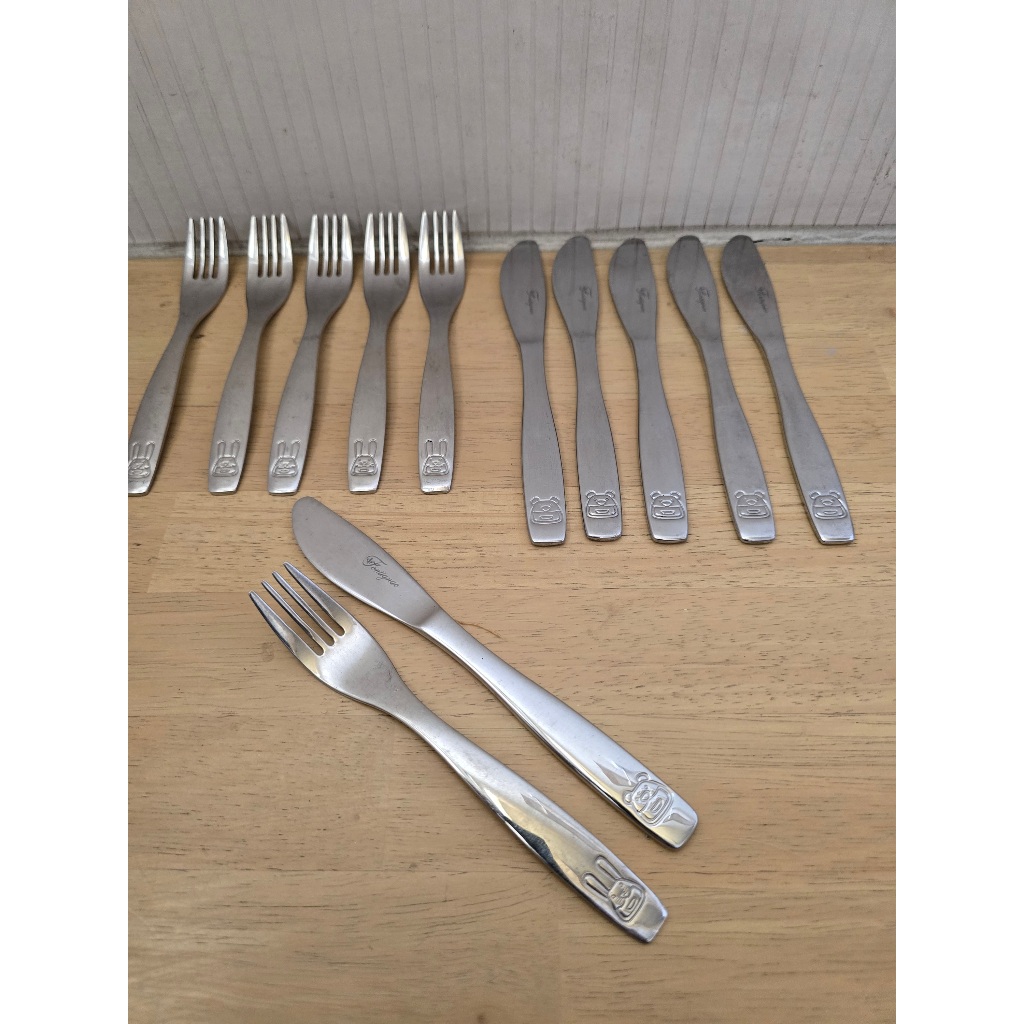 ชุดมีด ส้อม 12 ชิ้น Fontignac ภายใต้ปีก ZWILLING J.A. Henckels พร้อมส่ง