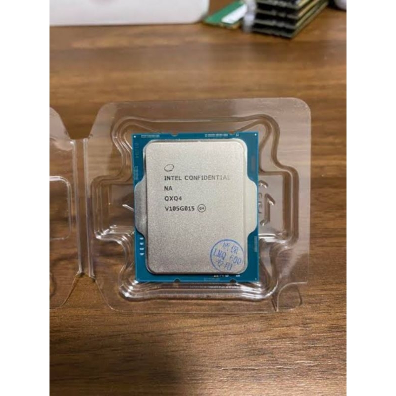 CPU intel i7 12700 (es) qxq4 LGA1700
