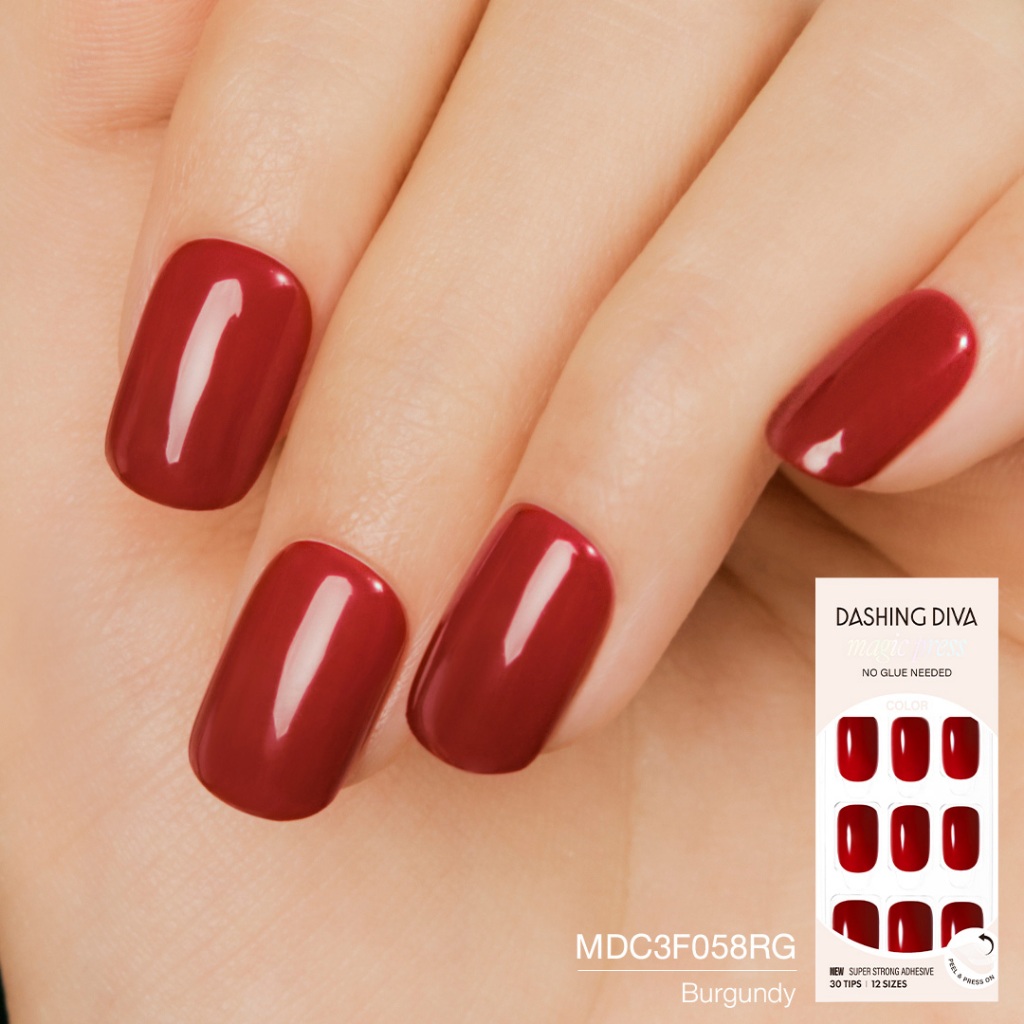 Dashing Diva เล็บปลอม ทรงปลายโค้งมน รุ่น MDC3F058RG-MDR4S059RR จำนวน 1 กล่องมี 30 เล็บ