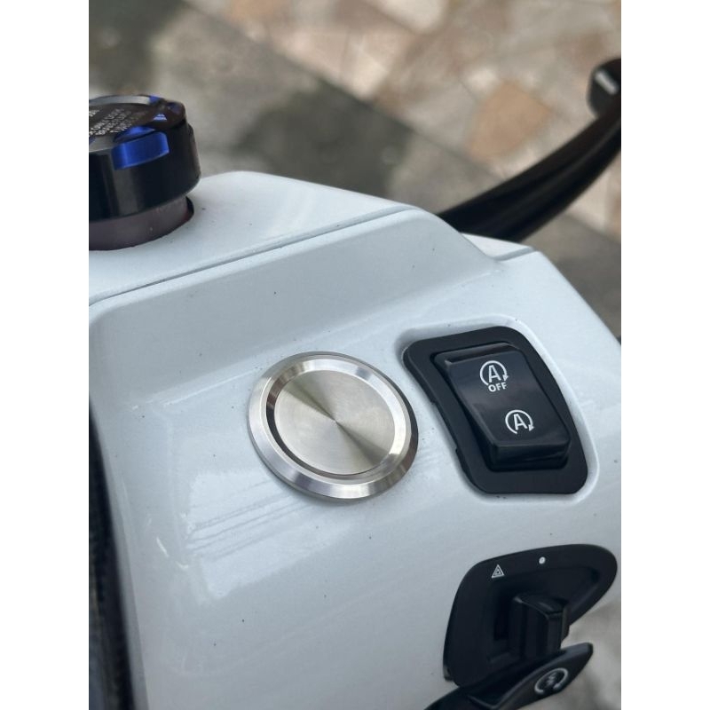 ปิดรูกระจกสเเตนเลสสำหรับ Lead/Giorno CNC-P1