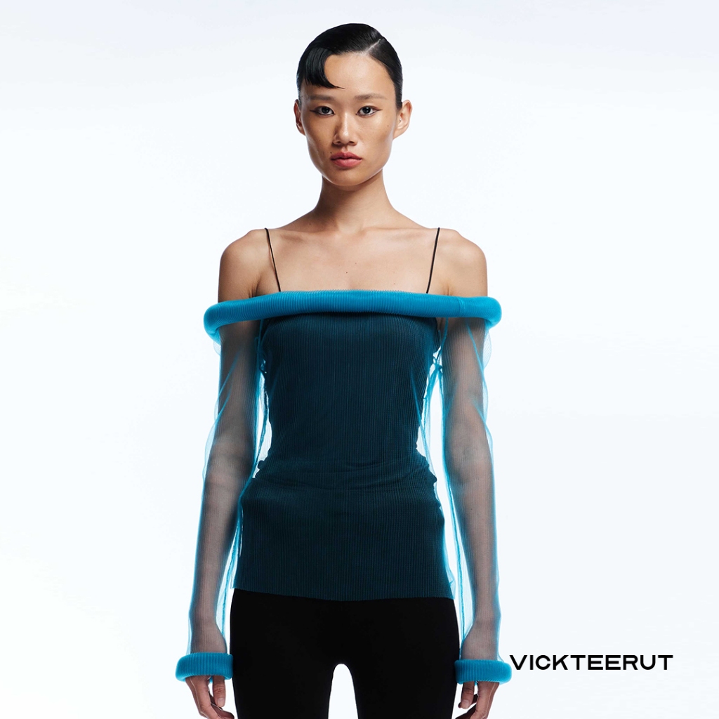 VICKTEERUT Off Shoulder Mesh Top เสื้อเปิดไหล่ แขนยาว ผ้าตาข่าย