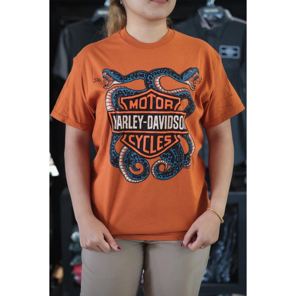 เสื้อยืดลิขสิทธิ์แท้ HARLEY-DAVIDSON OF UBON RATCHATHANI - TWISTED