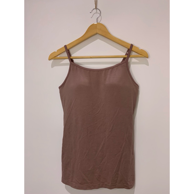 เสื้อสายเดี่ยวสีน้ำตาล GU Bratop ไซส์ 2XL