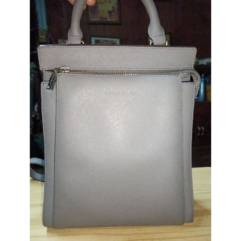 กระเป๋ามือสอง Nicole Miller สีเทา สภาพใหม่ พร้อมส่ง