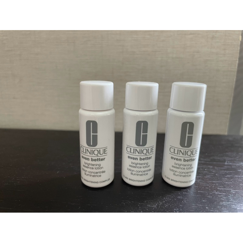 น้ำตบเพื่อผิวกระจ่างใส Clinique Even Better Brightening Essence Lotion 7ml. Nobox