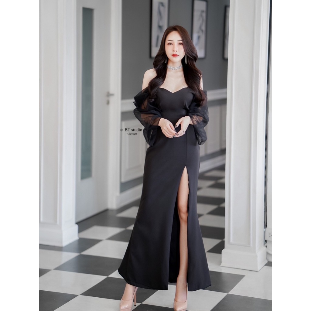 BT 02-0366 (K) แม๊กซี่เดรสเกาะอก แต่งช่วงแขนชคฟองพอง ๆ ปาดไหล่ระบายช่วงต้นแขน ผ่าหน้า สวย อลัง เกินต