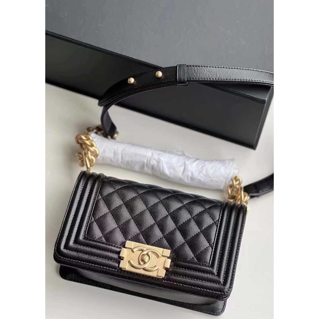 ชาแนล 👜 CHANEL LEBOY Cowhide Medium CHANEL กระเป๋า กระเป๋าสะพาย