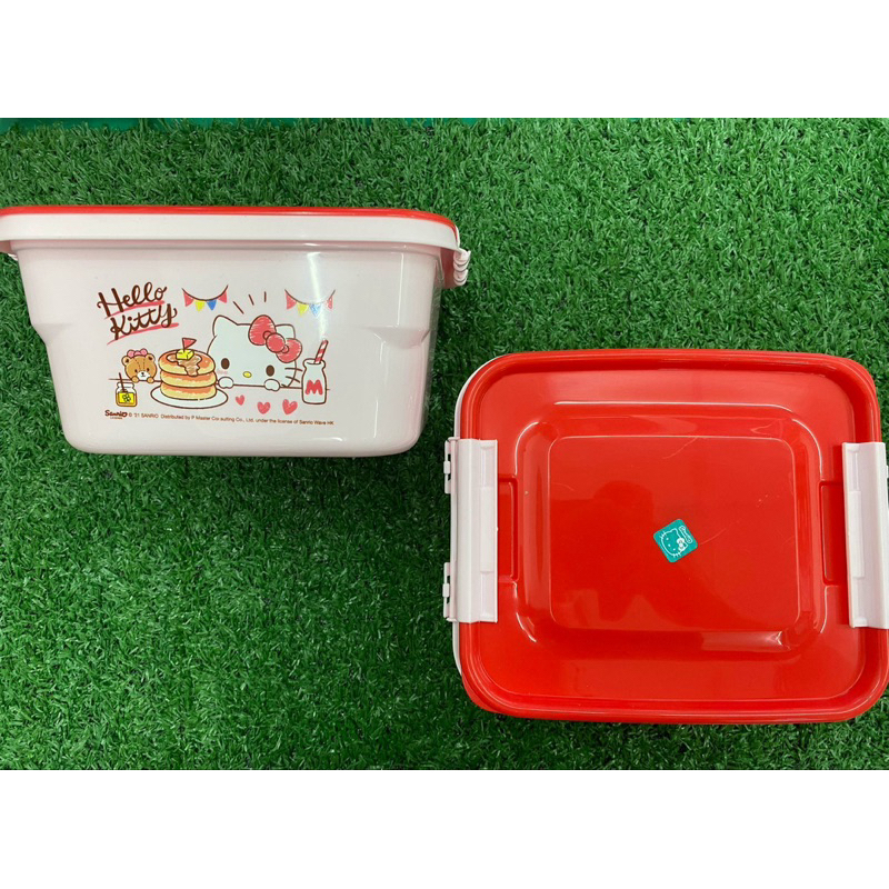 กล่องฝาล็อค ลายHello Kitty ลิขสิทธิ์แท้จากSanrio