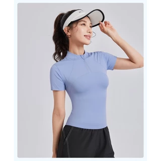 ArayaLady เสื้อกีฬาแขนสั้น เสื้อออกกำลังกายผู้หญิงทรงเข้ารูป แต่งซิปคอเสื้อ ทรงสวยใส่สบาย รุ่น AT-JYWD018