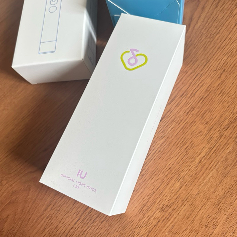 IU official light stick I-KE แท่งไฟ ไอยู