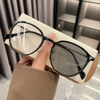 [จัดส่งในกทม] MOYENNE แว่นสายตาสั้นเลนส์ออโต้ ออกแดดเปลี่ยนสี UV400 หน้าตาดี กรองแสง ผญ/ผู้ชาย + กรองแสงสีฟ้า
