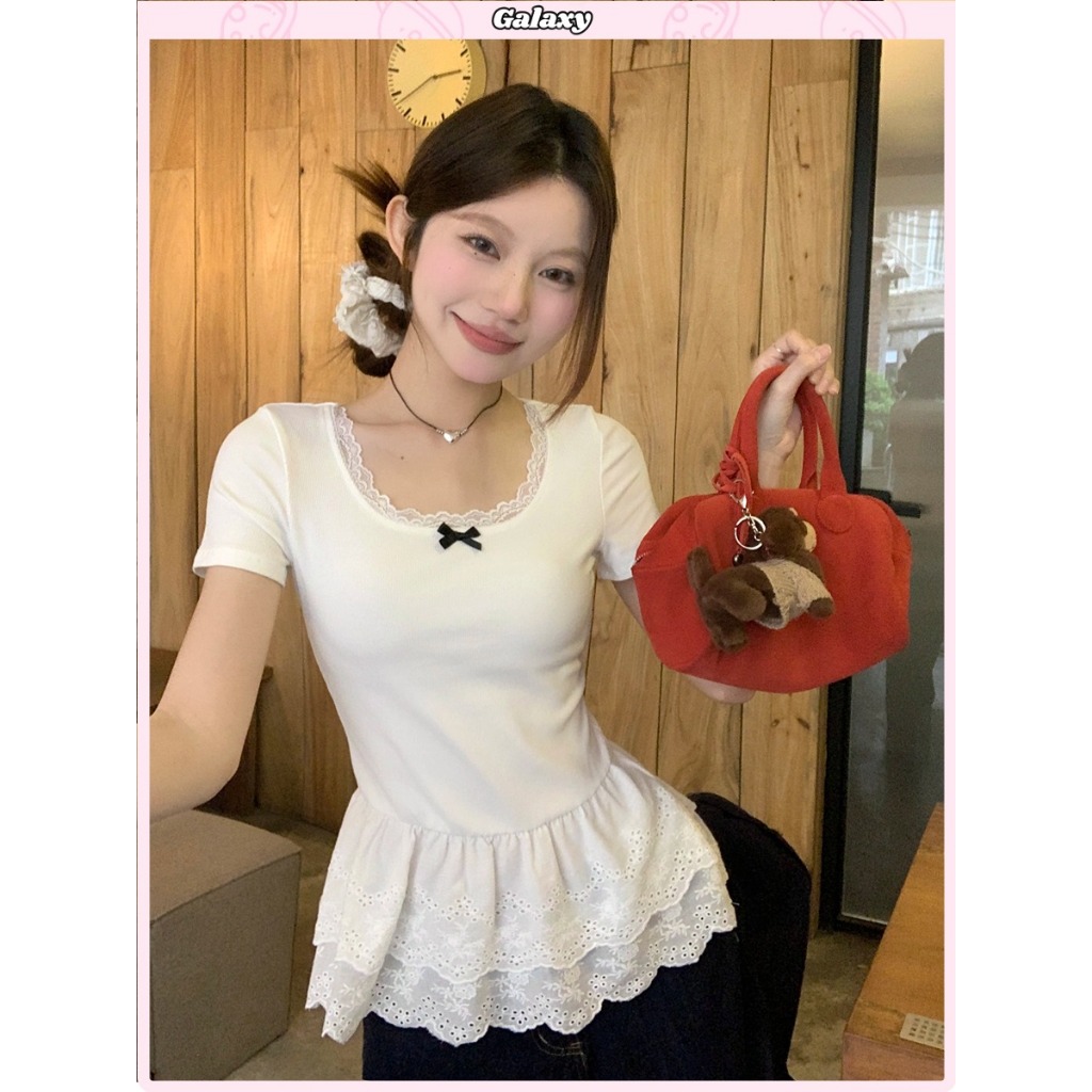 เสื้อเเขนสั้น เสื้อครอปน่ารัก เเต่งชายลูกไม้ ทรงเข้ารูป น่ารักสดใส ผ้ายืดได้ #020312