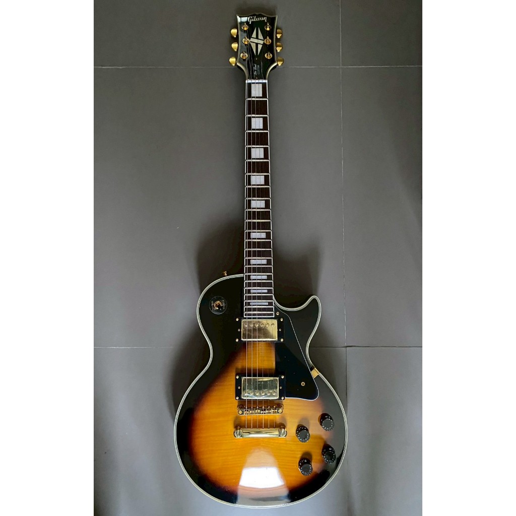 กีต้าร์ไฟฟ้า Gibson Les paul custom ( พร้อมส่งในไทย )