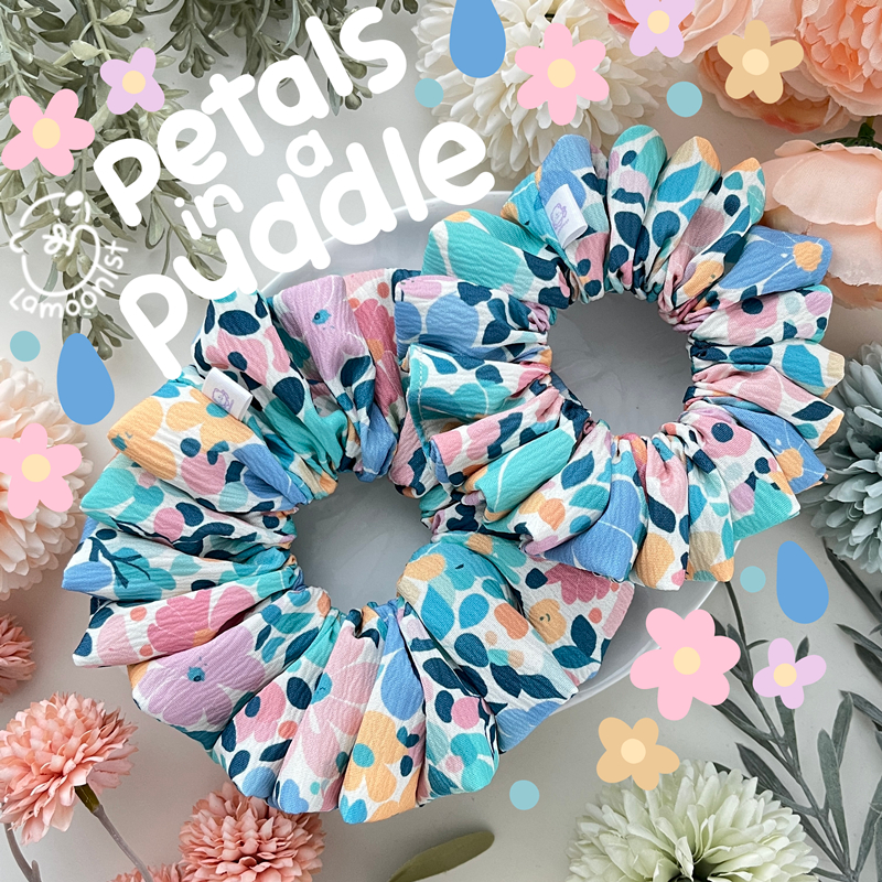 Lamoonist • Petals in a puddle • scrunchie • ยางมัดผม