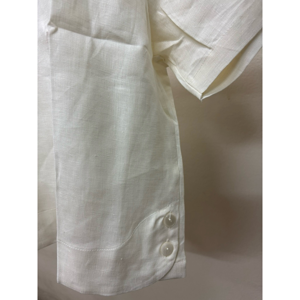 🫟 เสื้อคอกลม แขนสั้น กระดุมข้างช่วงเอว ผ้าลินินแท้ สีพื้น และลายดอก แบบเสื้อใส่สบาย - รูปที่ 6