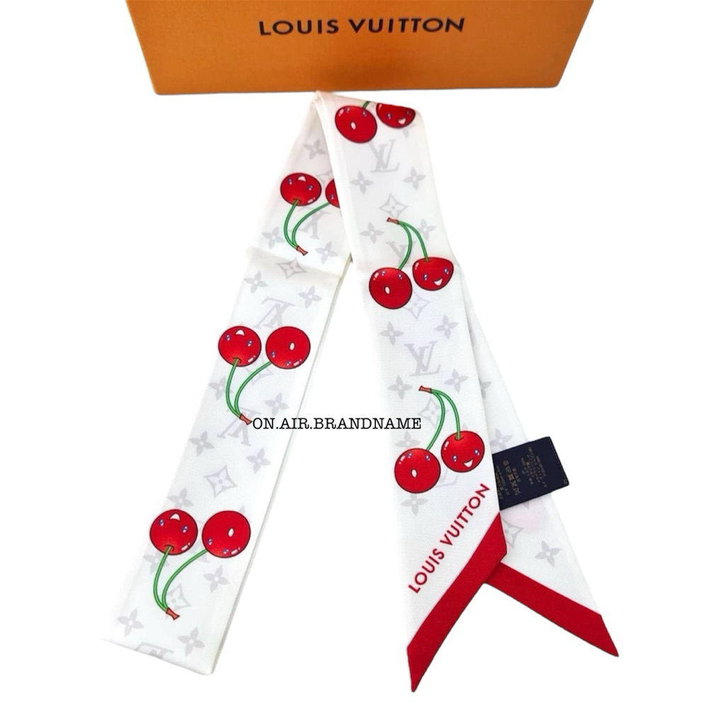 New LV x TM cherry twilly bandeau ผ้าสารพัดประโยชน์ ผ้าพันหูกระเป๋า ผูกผม ผ้าพันคอ