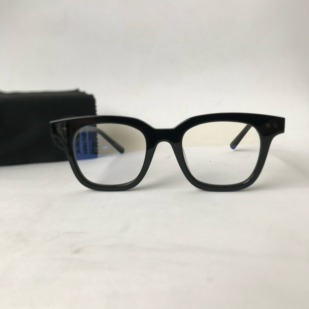 กรอบแว่นตาวินเทจ  SS - ราคาเพียง 999 บาท (กรอบ+ถุงแว่น)