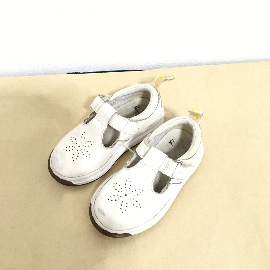 รองเท้า Dr martens เด็ก มือสองของแท้💯✅