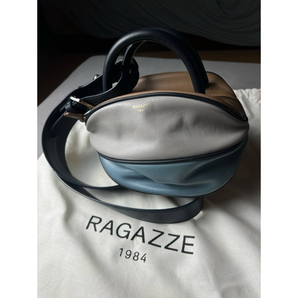 กระเป๋า Viera by Ragazze มะเฟือง