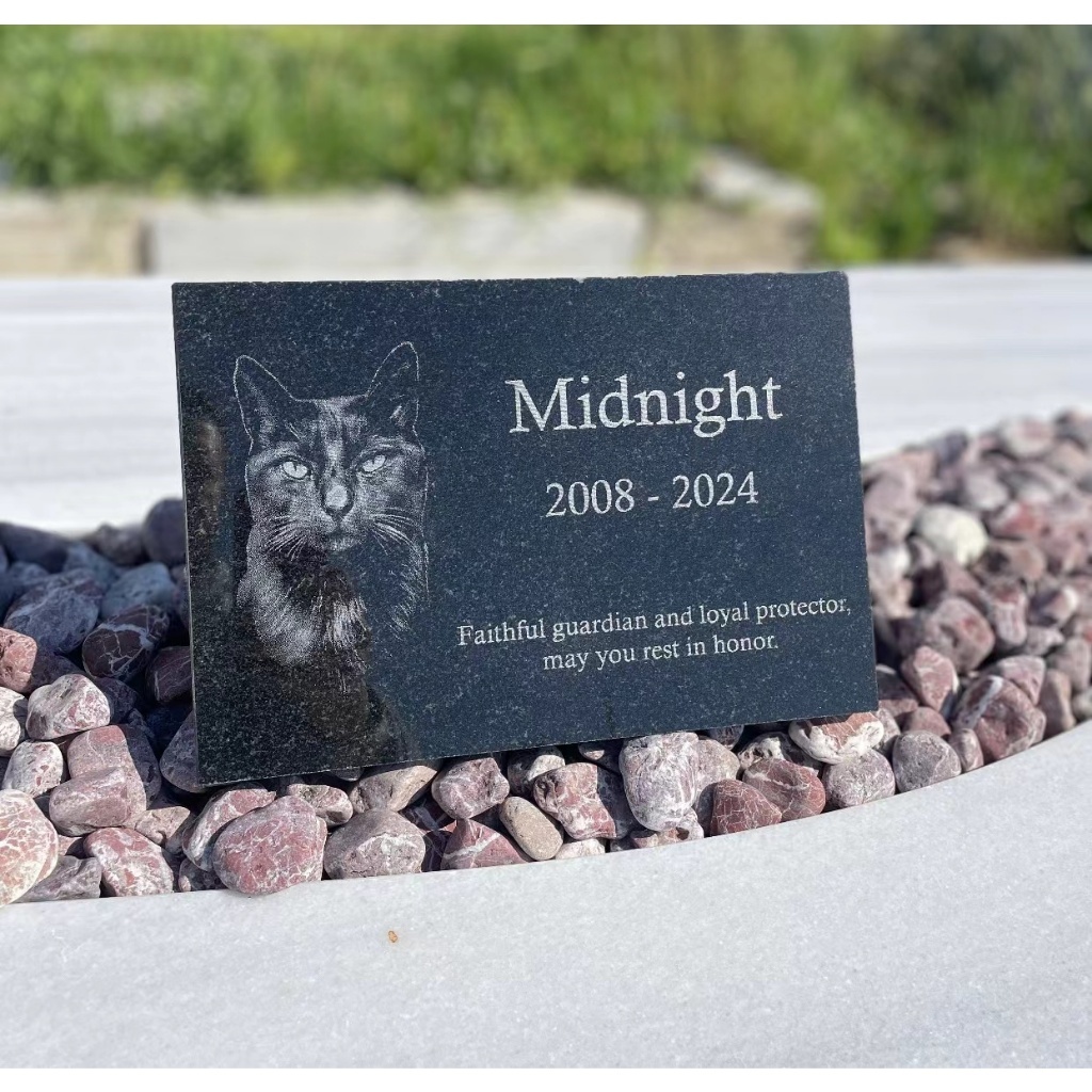 ลูกสุนัขสุนัขหลุมฝังศพที่กำหนดเองแกะสลักเงาอนุสาวรีย์แมวตายกลางแจ้งสุสานหินแกรนิตขนาดเล็ก