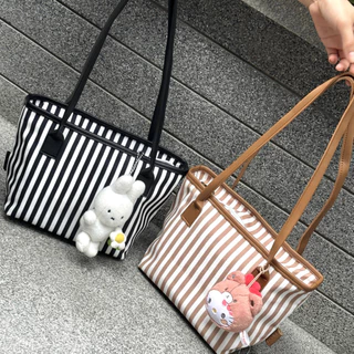 (ปรับผ้าให้นิ่มขึ้น)พร้อมส่ง Basic Canvas กระเป๋าผ้าแคนวาส 🖤🖤