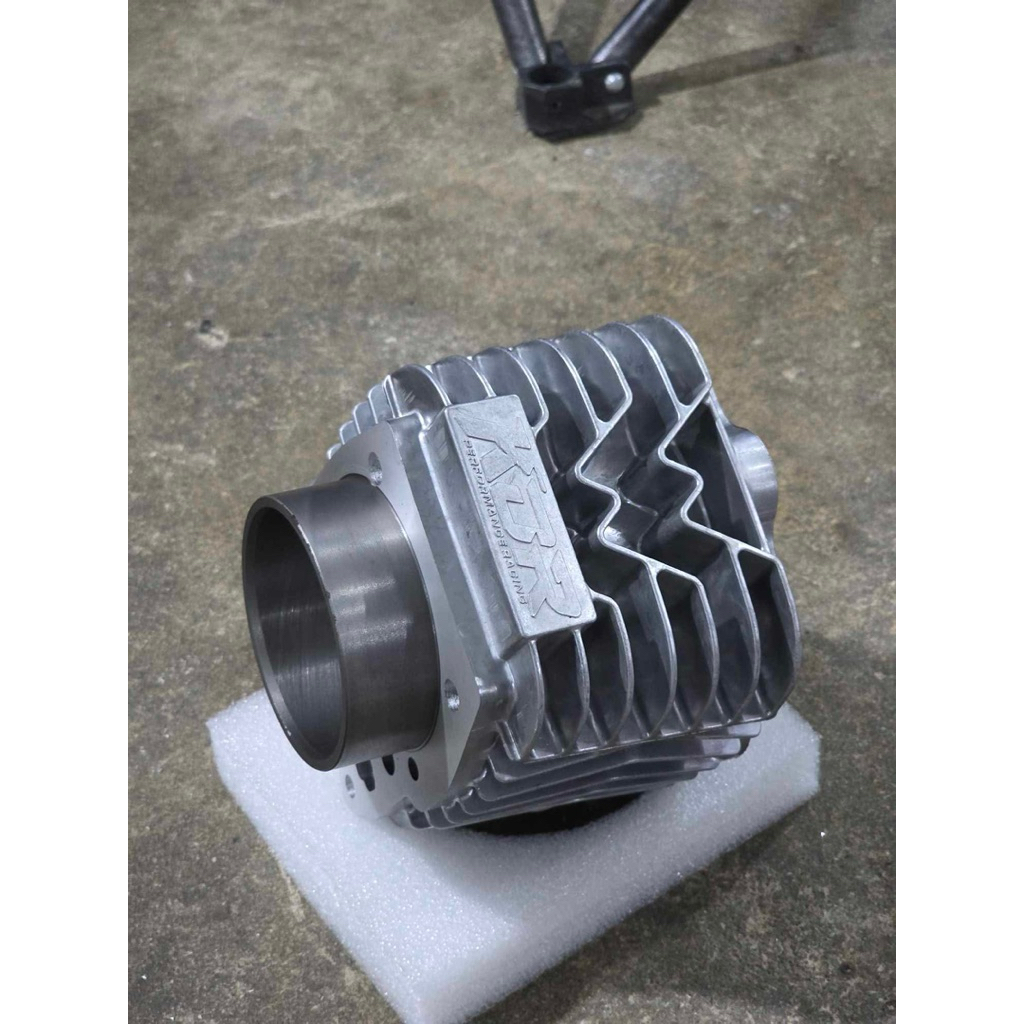 เสื้อหล่อพร้อมคว้านลูก67-72ยาว97 KDR