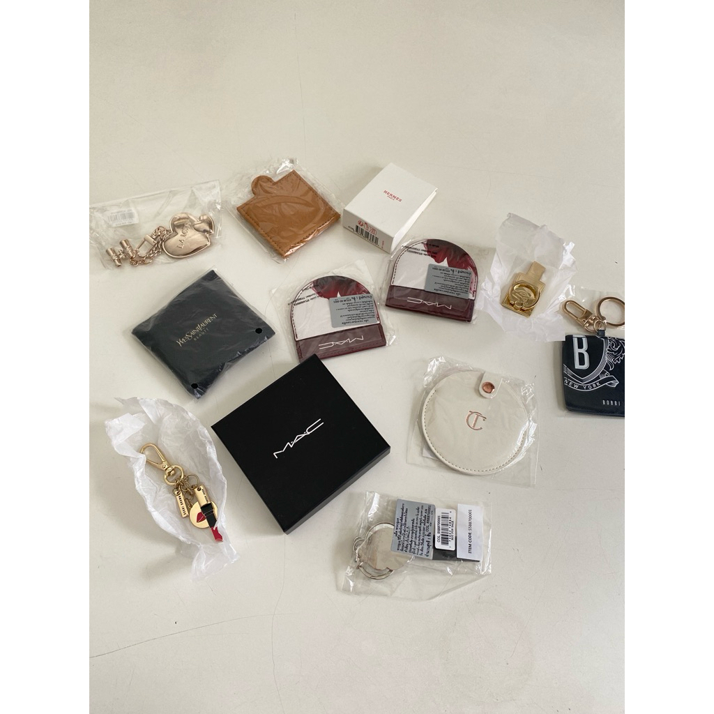 ‼️ของแท้ พร้อมส่งค่ะ‼️กระจก พวงกุญแจแบรนด์