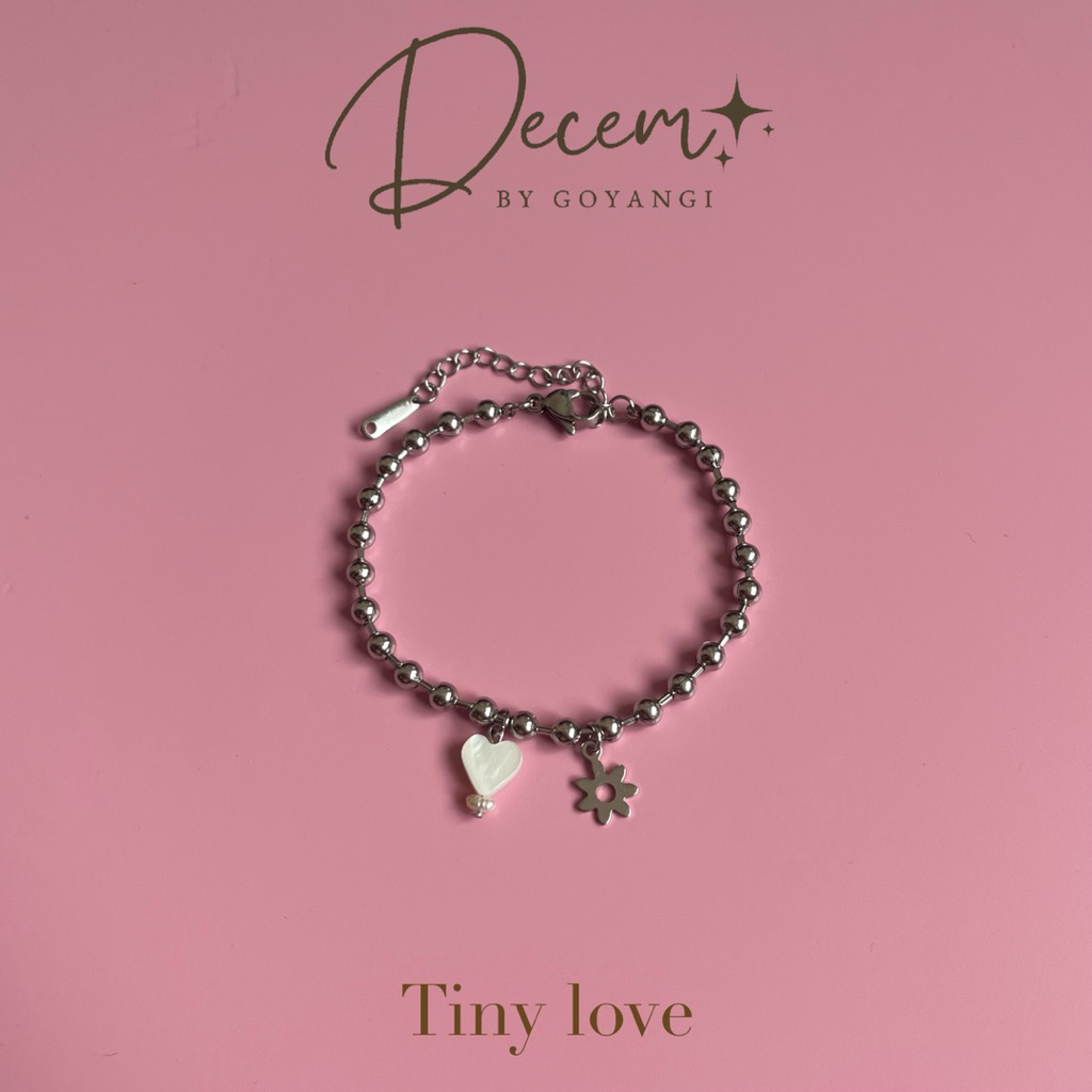Decem- สร้อยข้อมือรุ่น Tiny love สีเงิน สแตนเลสสามารถใส่โดนน้ำได้ ไม่ลอกไม่ดำ มีถุงเก็บแถมให้