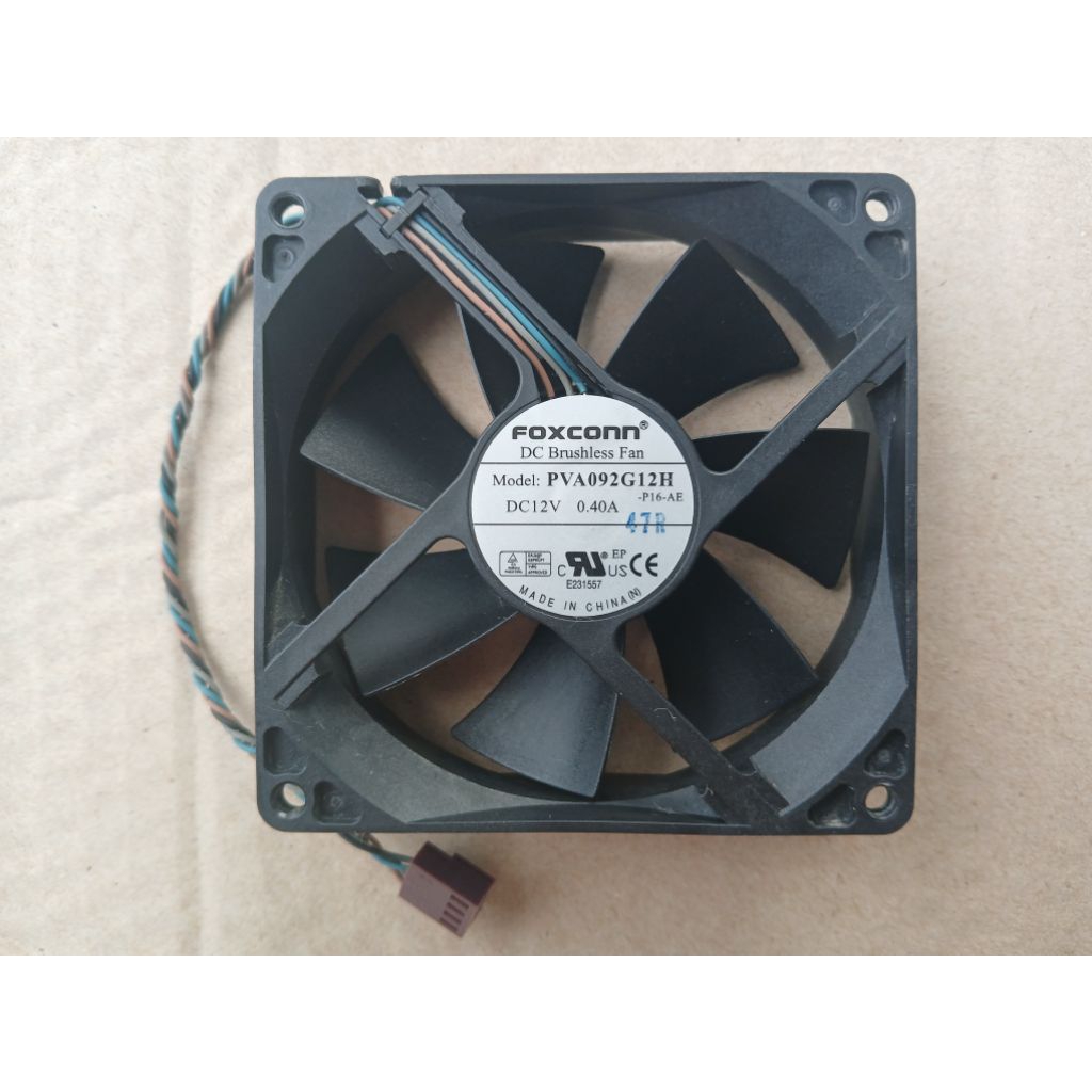 พัดลม 92mm ยี่ห้อ FOXCONN รุ่น PVA092G12H DC12V 0.40A หัว 4 pin