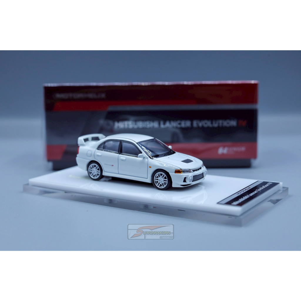 MotorHelix 1/64 MItsubishi Lancer Evolution IV Scotia White