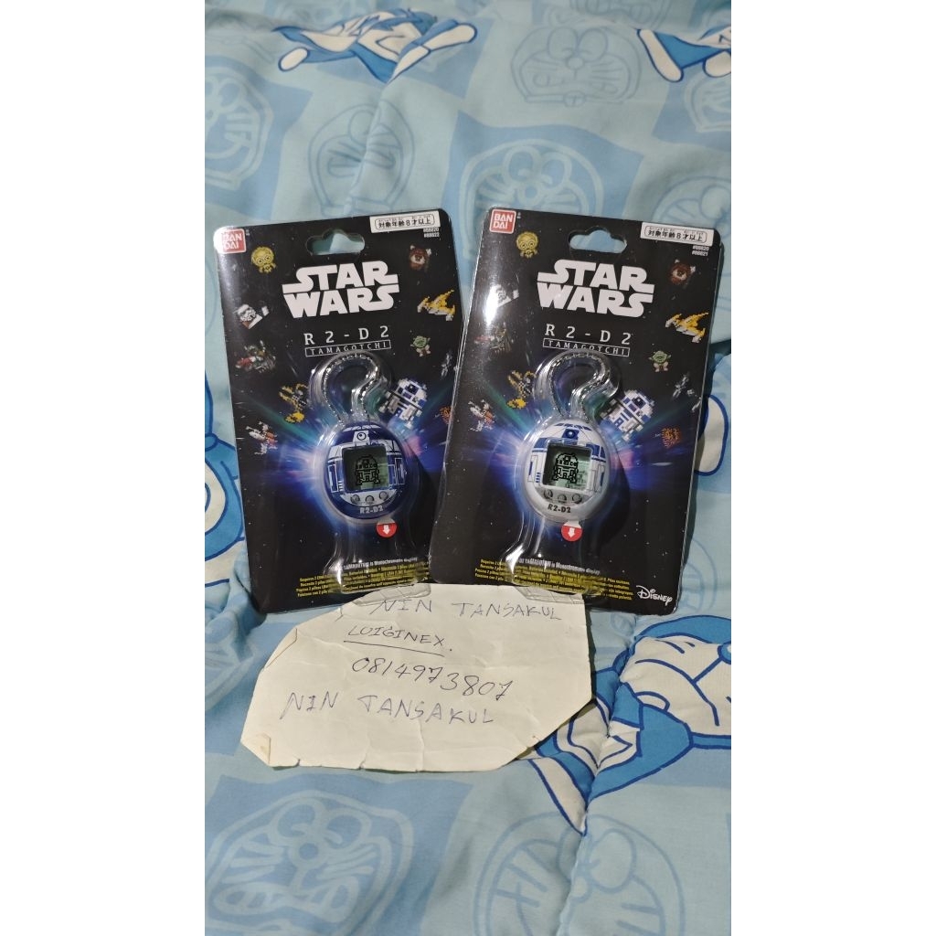 ขาย Tamagotchi R2-D2 ของใหม่มือ 1 ยังไม่แกะ หิ้วมาเองจากญี่ปุ่น 1.Classic ขาย 850 บาท 2.Holographic 