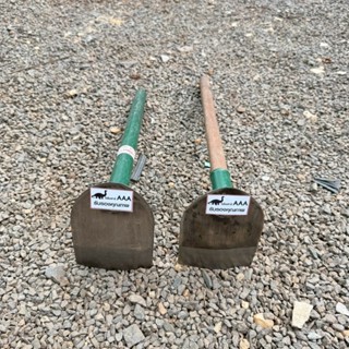 จอบจิ๋วพร้อมด้ามขนาด16นิ้ว จอบพรวนดิน จอบถากหญ้า เหล็กใบเลื่…