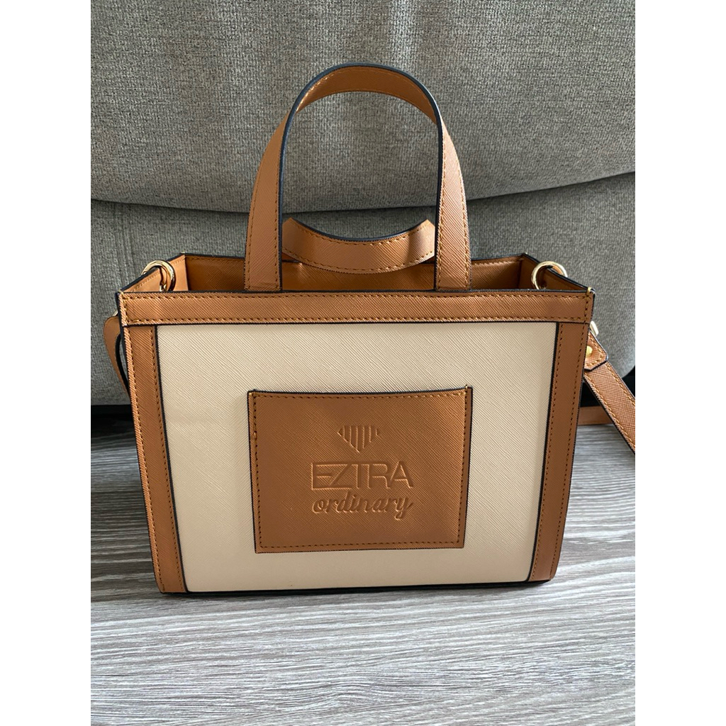 ส่งต่อ กระเป๋า👜 EZTRA MINI KAMILA