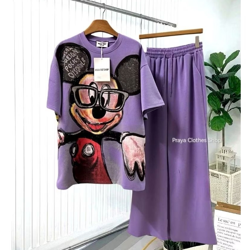 ชุด​เซ็ท​คอกลม​แขน​สั้น​+กางเกงขา​ยาว​ (รีด​เพชร​ส​กรีน​หน้าหลังมิก)​