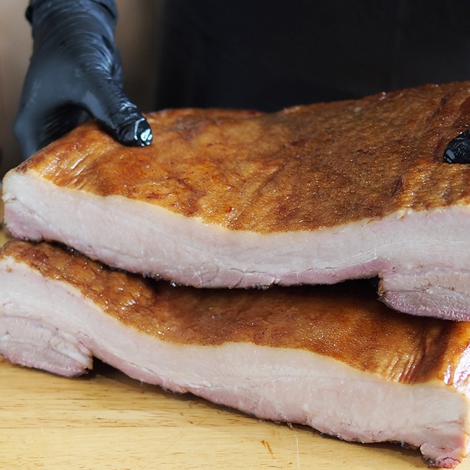 Smoked Shoyu Bacon 500 g./pack  (โชยุเบคอนรมควัน) ไม่มีไนเตรท ไนไตรท รมควันด้วยไม้นำเข้า