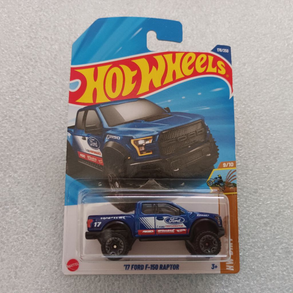 Hotwheels 17 ford f-150 raptor
