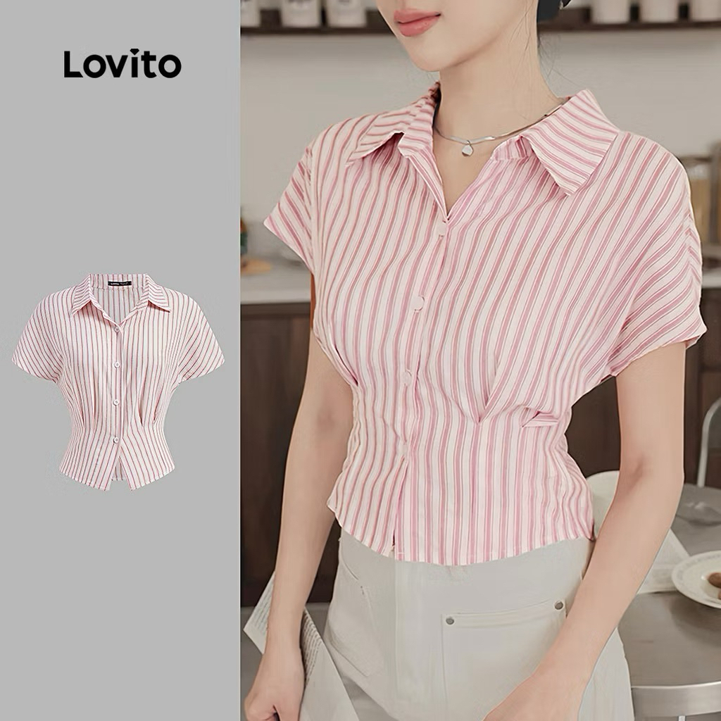 Lovito เสื้อเบลาส์ลายทางจีบติดกระดุมลำลองสำหรับผู้หญิง